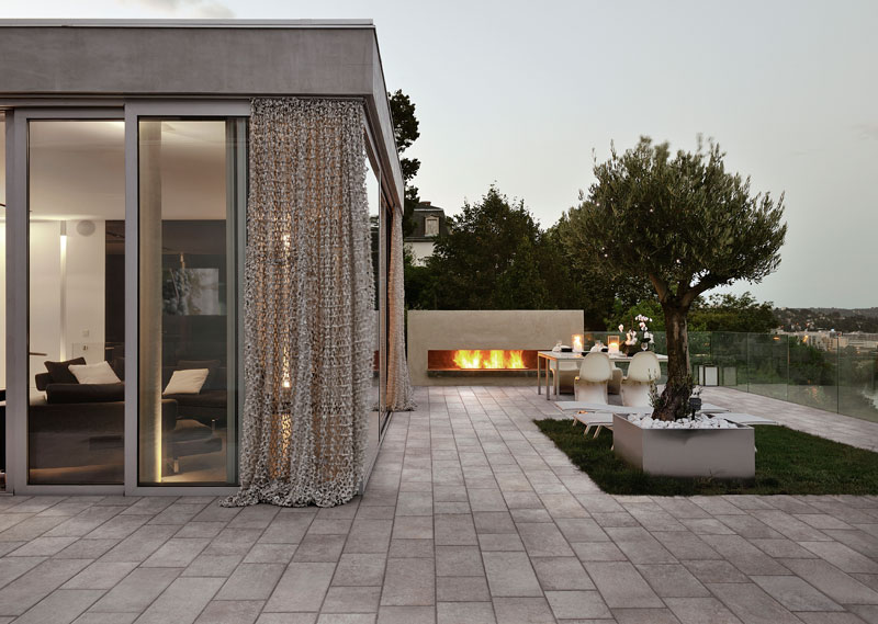 Barge Grigio External 1