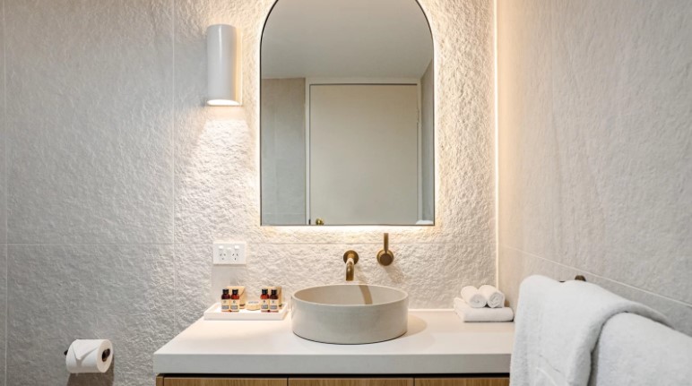 Sublime Ivory External 6