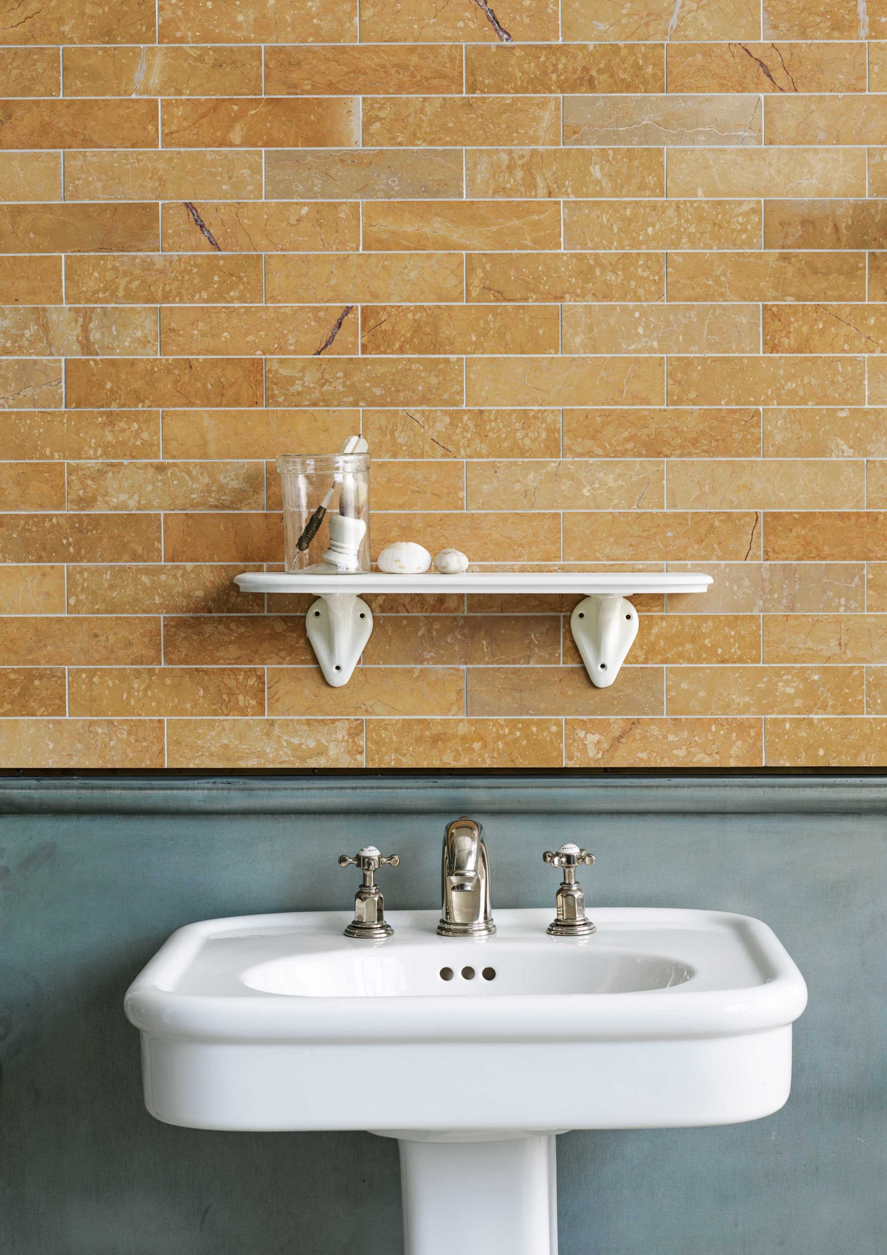 Sibella Court Tradewinds Travellers Amarillo Triana Subway 1