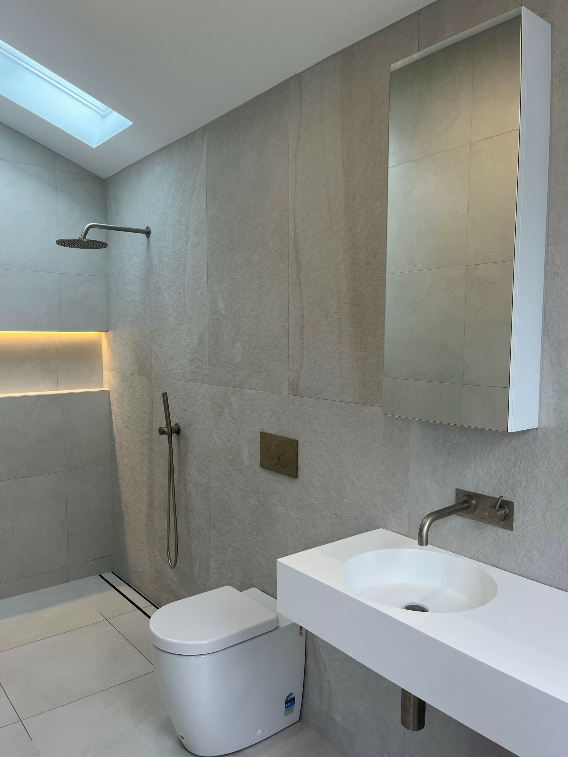 Sublime Ivory Internal + External Tile