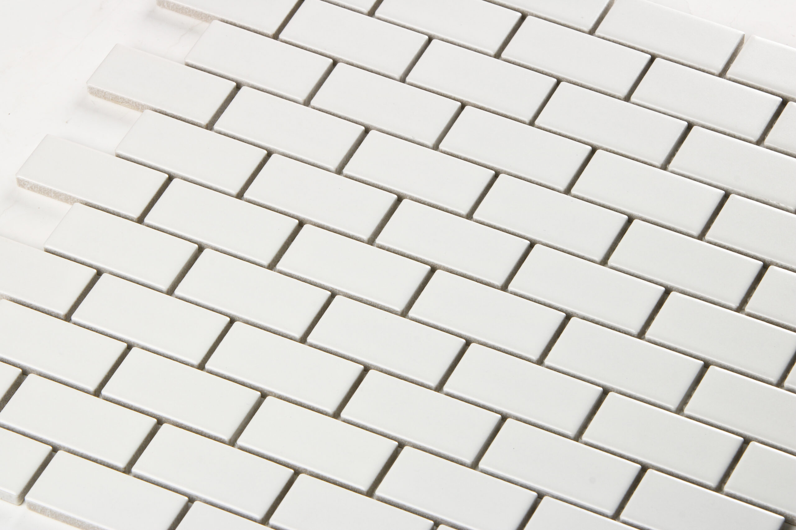 Mini Brick Bond White Matt Detail